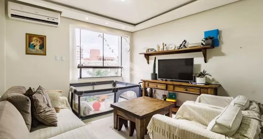 Apartamento 3 dormitórios, com sacada, reformado e box de garagem coberto