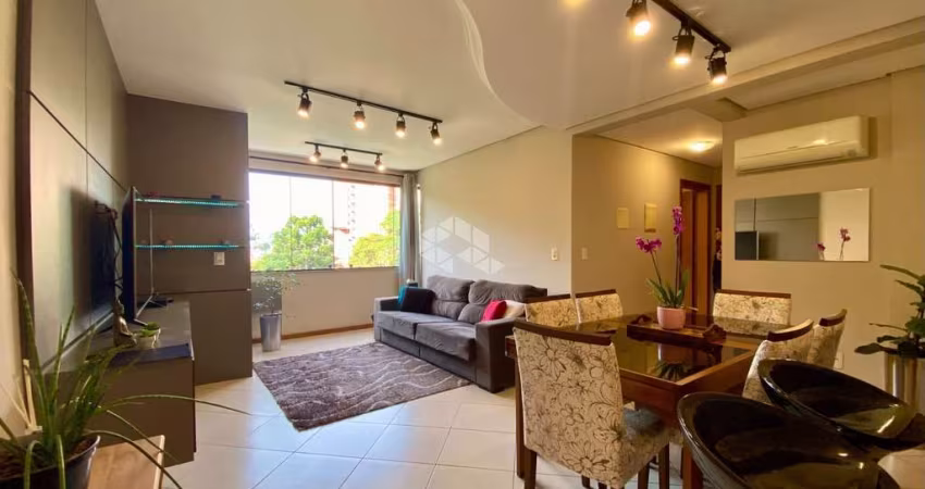 Apartamento 2 dormitórios, com suíte, cozinha americana, sala de estar e jantar integradas, vista panorâmica, 2 vagas cobertas, bairro Vila Rosa