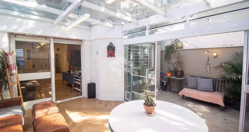 Apartamento garden de 2 quartos e 1 vaga no Bairro Mont' Serrat