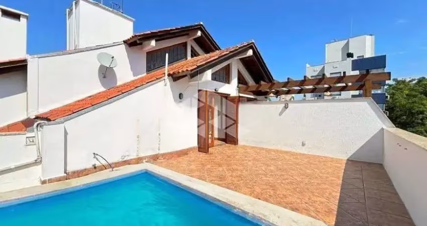 Cobertura de 172m, 1 quarto e 2 vagas no bairro petrópolis -