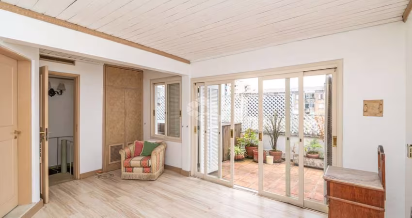 Cobertura com elevador no centro de Porto Alegre e 136,88 m² de área privativa