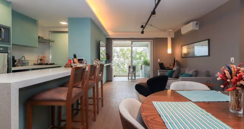 Apartamento no Alto da Lapa com 78m², 2 dormitórios, sendo 1 suíte, 1 vaga, lazer.