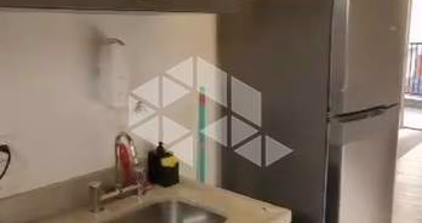 Apto com 1 dorm, varanda, mobiliado, e 1 vaga a 270 metros do Metrô Republica!