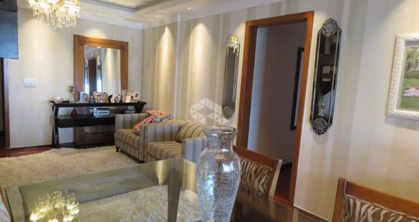 Cobertura de 213m2, living em 2 ambientes e ótima varanda