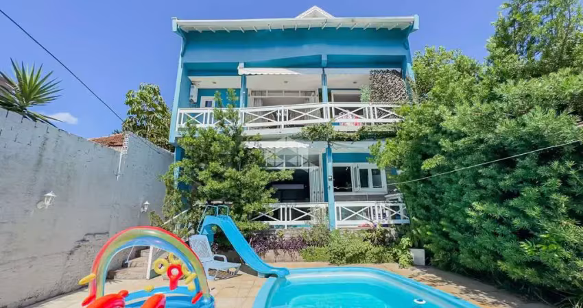 Casa com 3 quartos à venda na Rua Itapema, 156, Vila Jardim, Porto Alegre