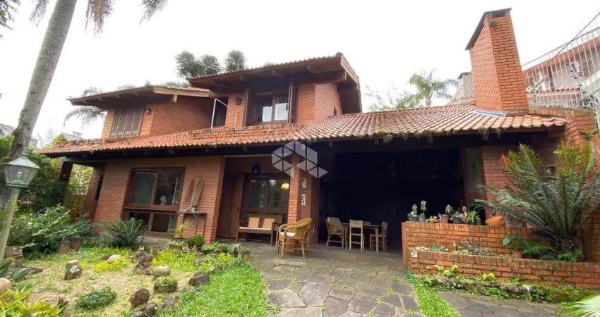 Linda residência no charmoso bairro Ipanema, zona sul de Porto Alegre.