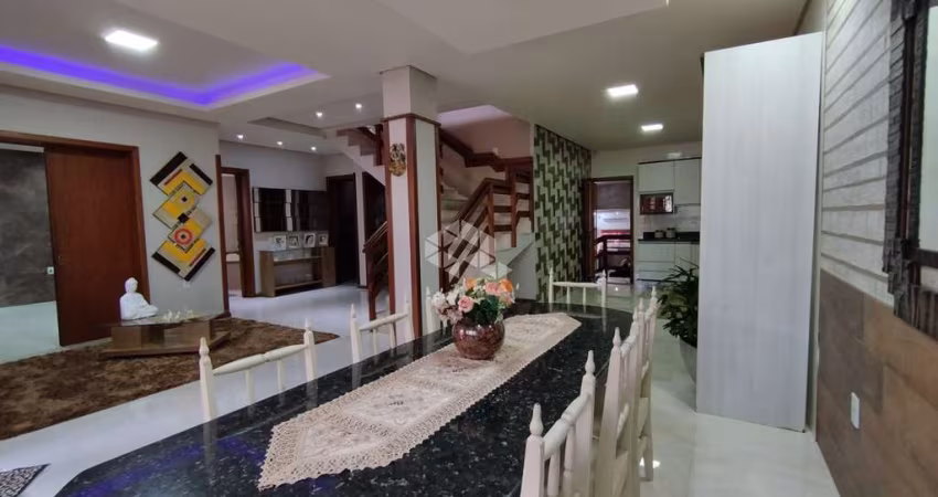 CASA BAIRRO PRIMOR, 4 DORMITÓRIOS, 3 BANHEIROS, 5 VAGAS