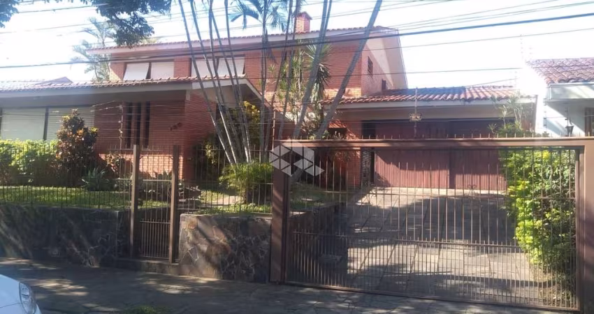 Crédito Real vende excelente casa de dois pisos