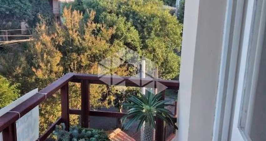 Apartamento com 2 dormitórios no Cristo Redentor.