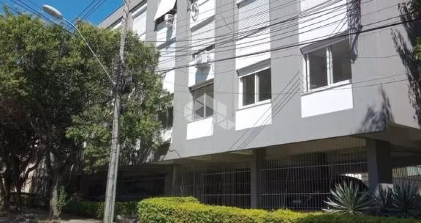 Apartamento de 2 dormitórios com vaga no Passo da Areia