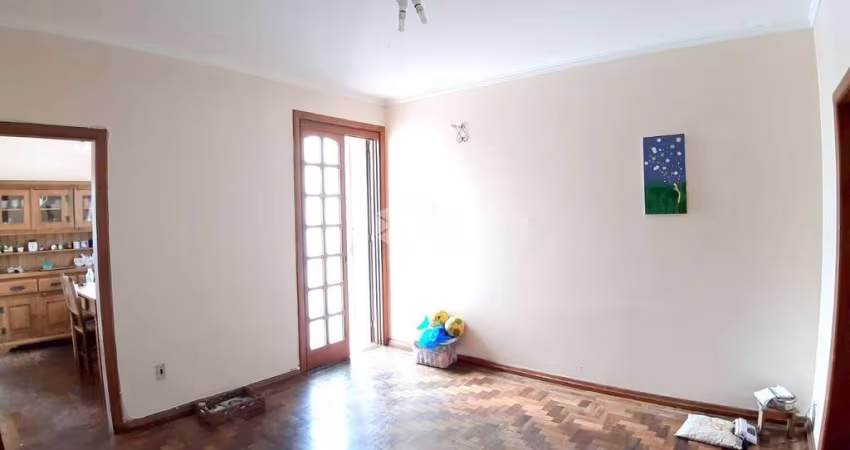 Amplo apartamento no Centro Histórico