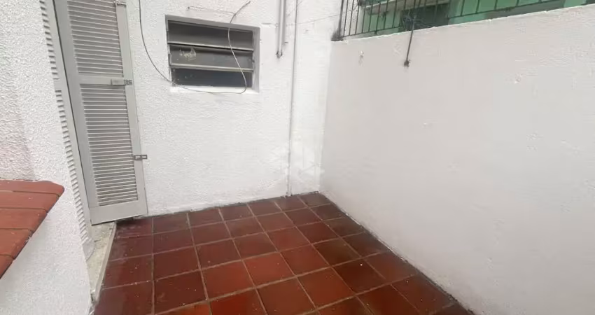 Apartamento jk, reformado, no bairro bom fim, junto a redenção