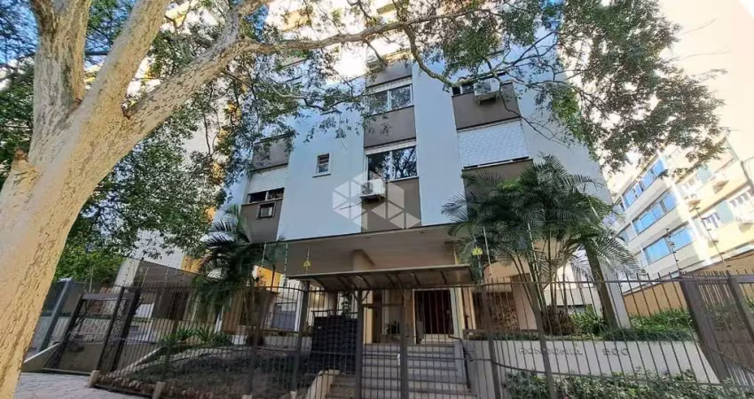 Apartamento de 2 dormitórios em andar alto com vaga coberta