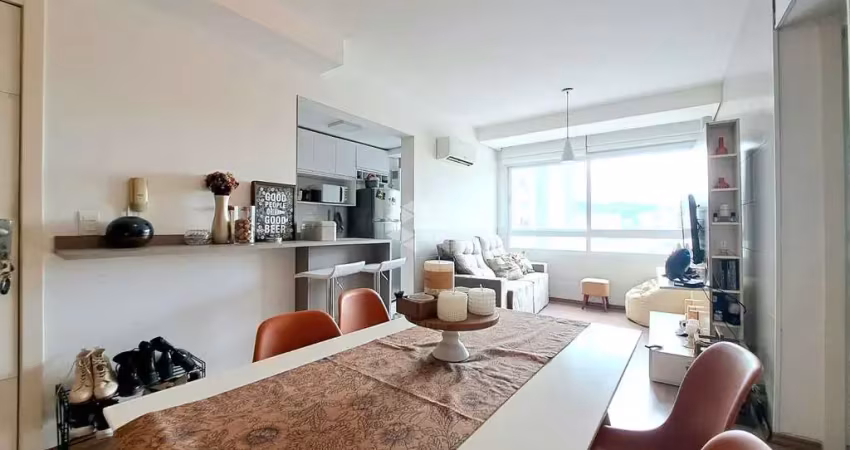 Apartamento com 2 quartos 2 vagas cobertas à venda no bairro partenon