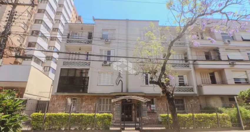 Apartamento 3 dormitórios frente suite terreo com patio p/por churraqueira, vaga .