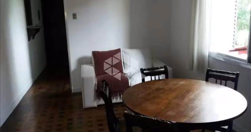 Apartamento 2 dormitórios com sacada , 2 banheiros no bairro petrópolis