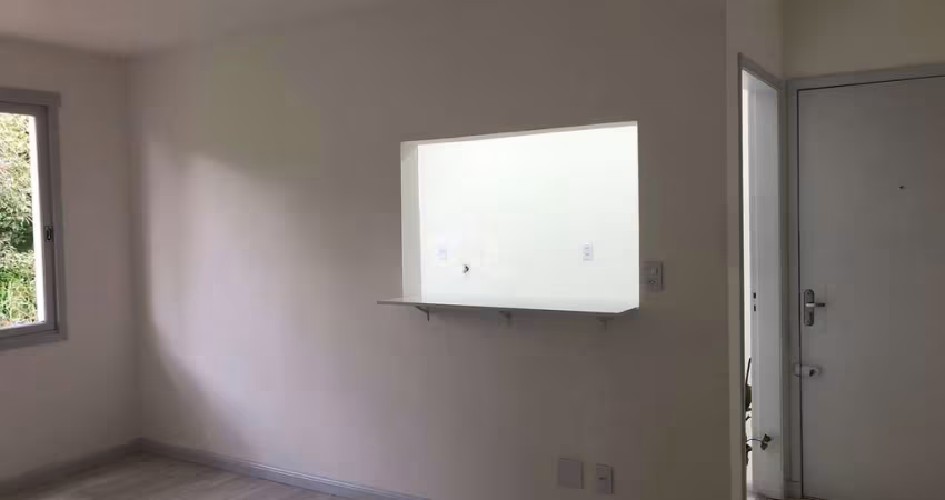 Apartamento reformado de 1 dormitório no bairro Santo Antônio