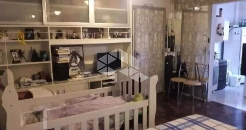 Apartamento JK mobiliado, condomínio com elevador, mobiliado, próximo UFRGS, centro histórico.