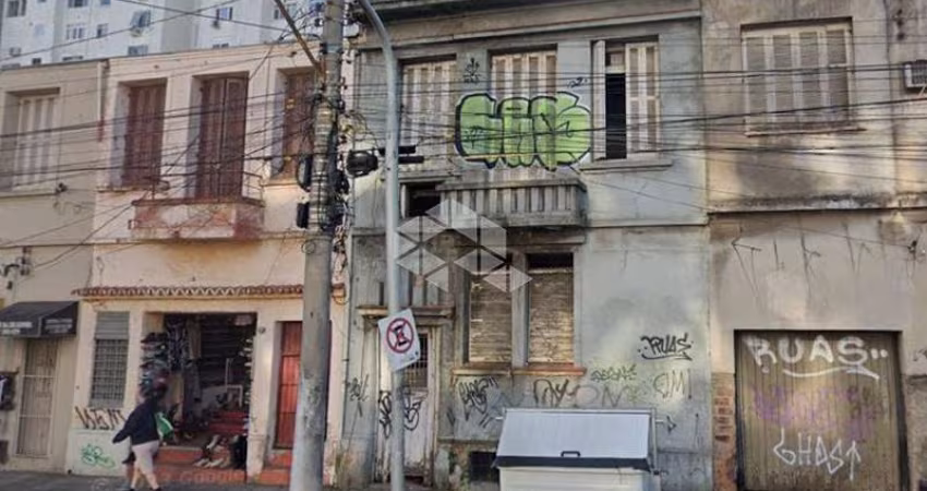 Produto Único na Av. João Pessoa - Casa/Terreno à venda, Porto Alegre, Oportunidade!