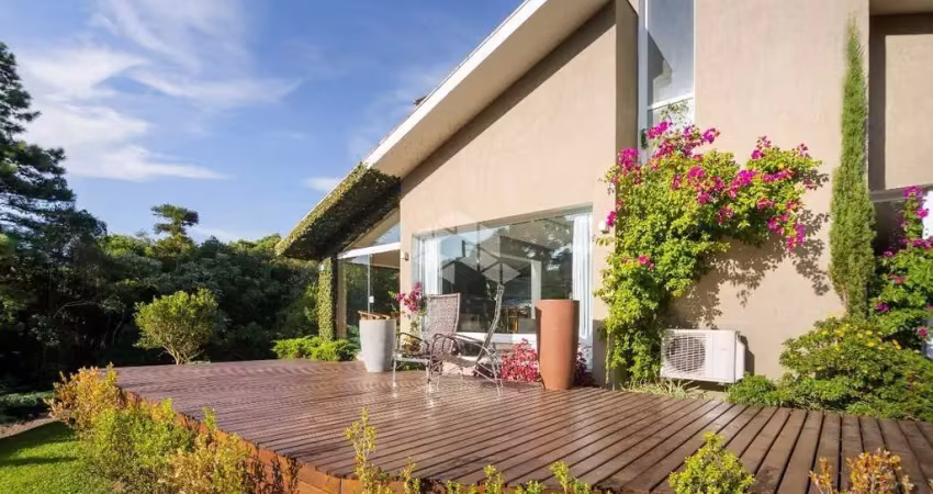 Casa com 290m² de área construída no condomínio reserva da serra