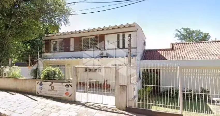 Casa 3 dormitórios com 300m² no bairro chácara das pedras, porto