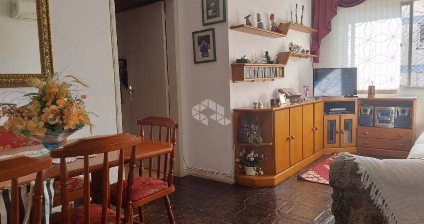 Apartamento com 3 dormitórios, 1 vaga de garagem, totalmente mobiliado.