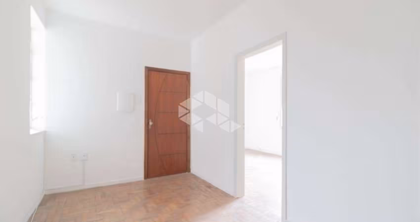 Apartamento 2 dormitórios no Menino Deus