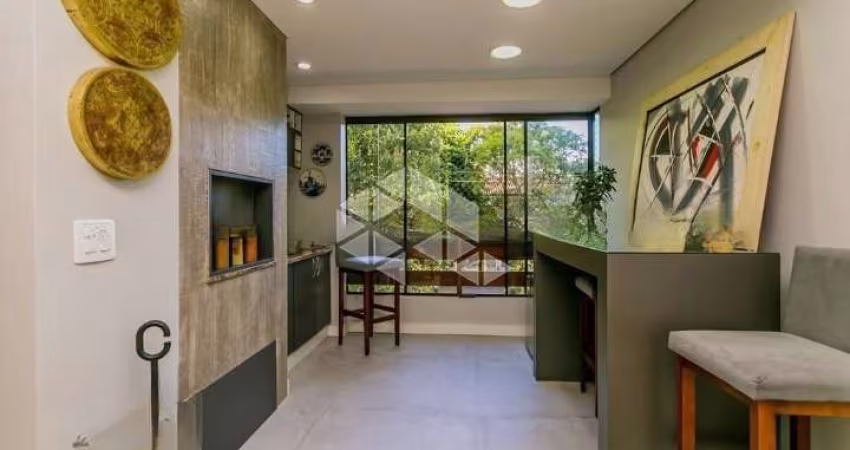 Apartamento com 2 dormitórios, 1 vaga no bairro Petrópolis