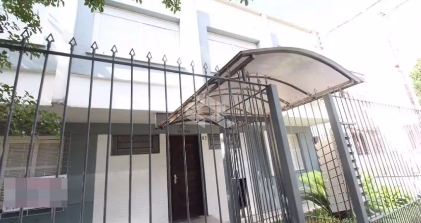Apartamento térreo amplo para vender com 2 dormitório/quarto, 44m² menino deus