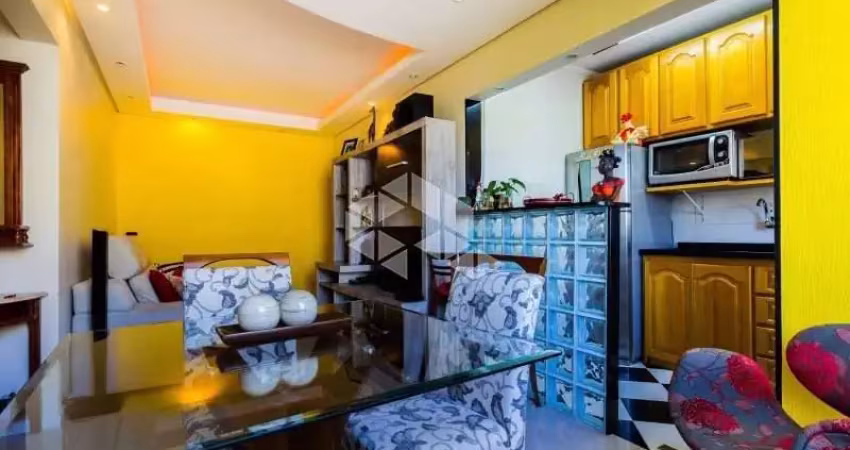 Apartamento à venda de 2 dormitórios  e 1 vaga no bairro são sebastião em porto alegre-rs