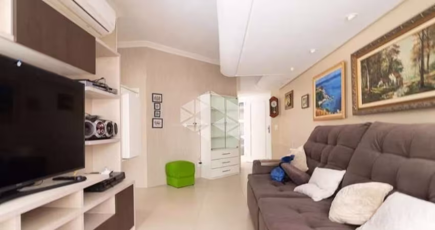 Apartamento Garden sendo 2 quartos/dormitórios e vaga escriturada no Petrópolis.