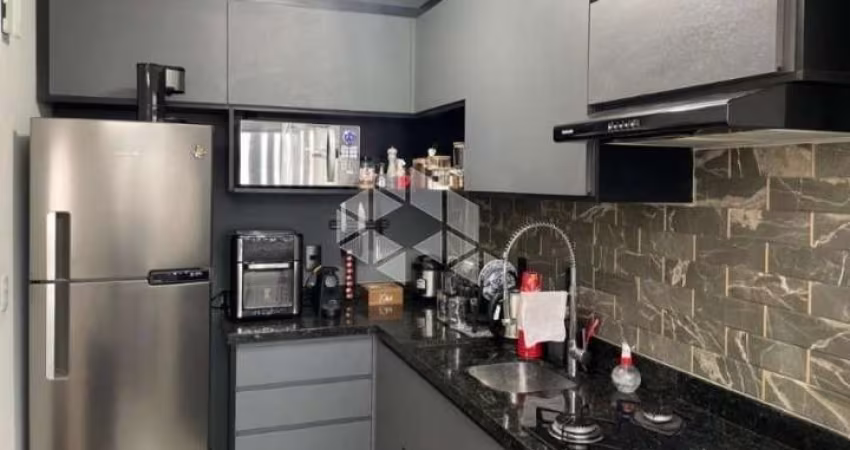 Apartamento MOBILIADO 2 dormitórios vaga escriturada próximo a PUC.