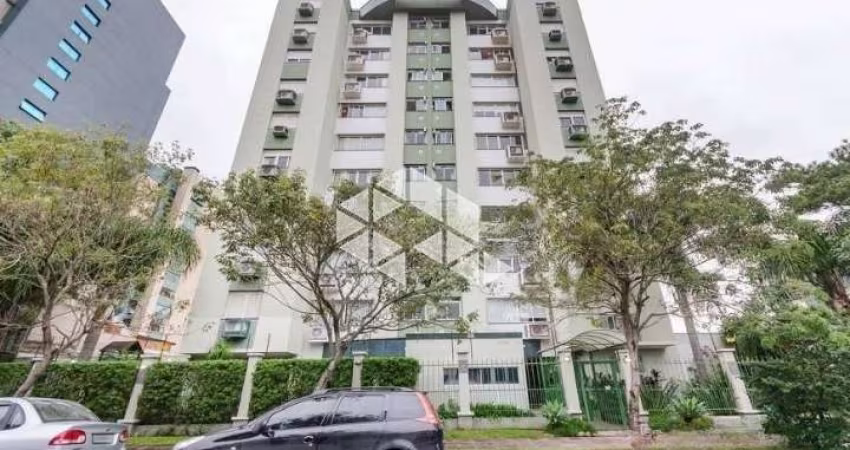 Apartamento de 2 dormitórios  sendo uma suíte, com 2 vagas  São Geraldo - Porto Alegre