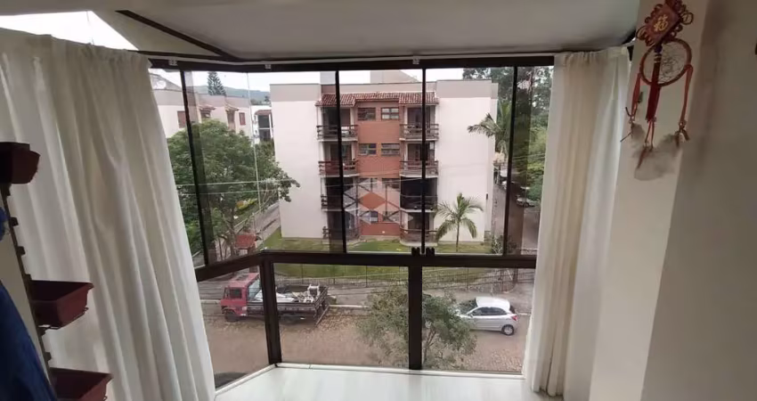 Apartamento a venda com 2 dormitórios no 4 andar de frente. sem vaga de garagem.