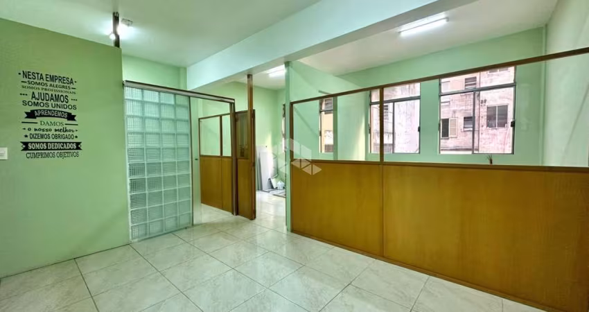 Sala Comercial na General Vitorino Centro Histórico de Porto Alegre/RS