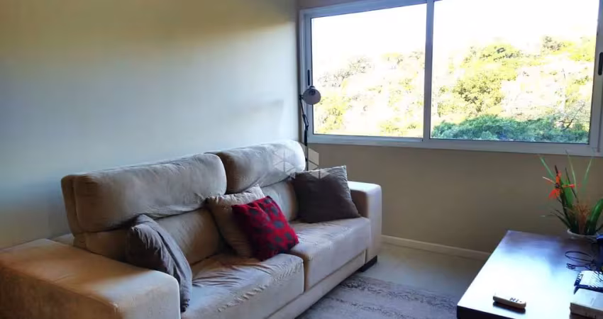 Apartamento 3 dorm, sendo uma suite, com 1 vaga coberta e escriturada.