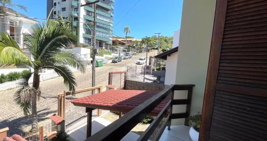 DUPLEX SEMIMOBILIADO 02 DORMITÓRIOS NO BAIRRO SANTO INÁCIO