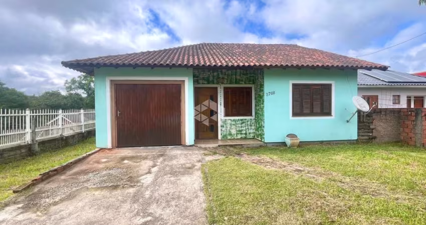 Casa 02 dormitórios na Léo Kraether - Bairro Country