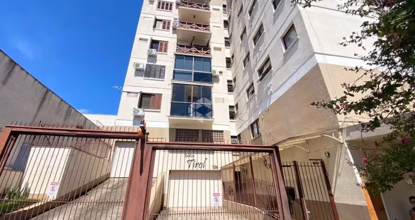 Apartamento com 02 dormitórios, sendo uma suíte, todo reformado no Centro de Santa Cruz do Sul!