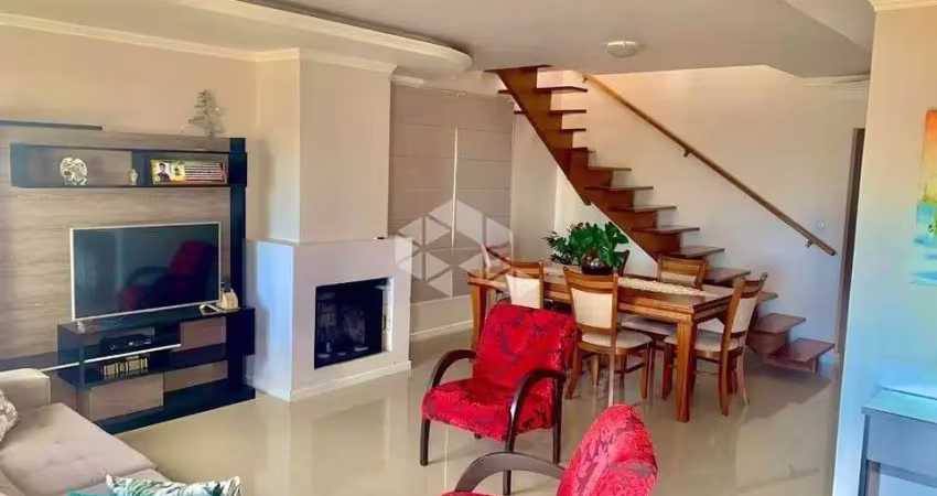 Casa em alvenaria na linha joão alves, 3 suítes, garagem coberta, 4 banheiros, 3 vagas de garagem.