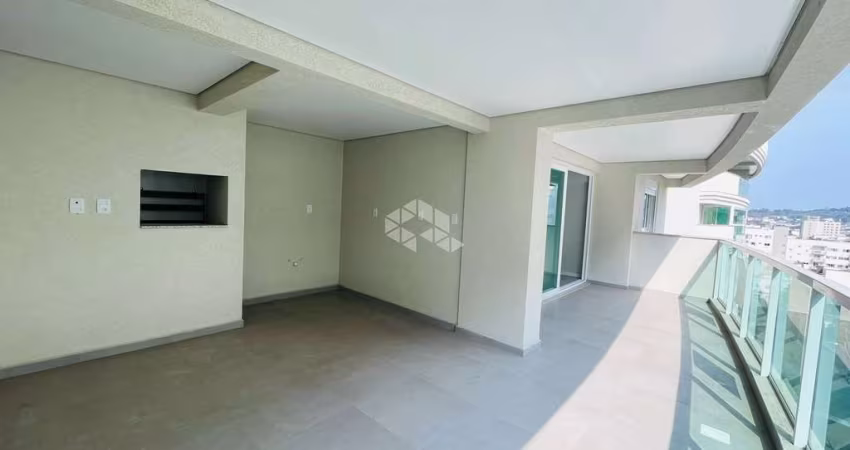 APARTAMENTO CENTRAL COM DOIS DORMITÓRIOS