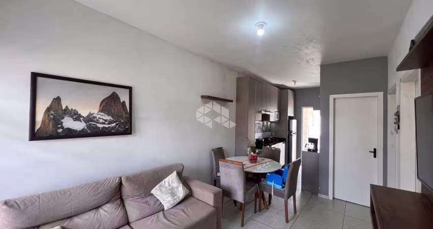 Geminado de 2 dormitórios na Linha João Alves!