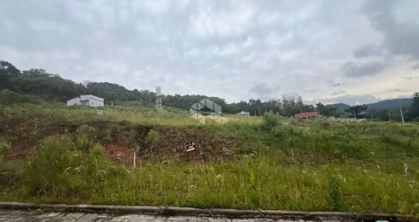 Amplo terreno no residencial barão do arroio grande