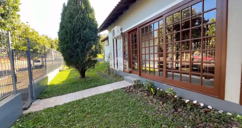 Casa com 3 quartos à venda na Vereador Ivo Cláudio Weigel, 483, Universitário, Santa Cruz do Sul