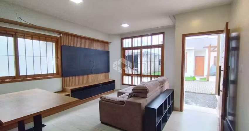 Casa geminada 2 dormitórios, semimobiliada e com suíte em vera cruz