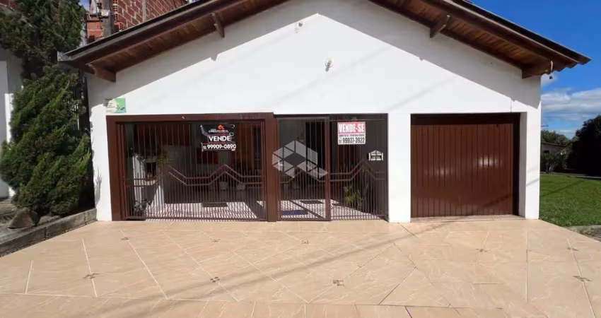 Casa com 2 quartos à venda na Edmundo Schutz, 3, Santa Vitória, Santa Cruz do Sul