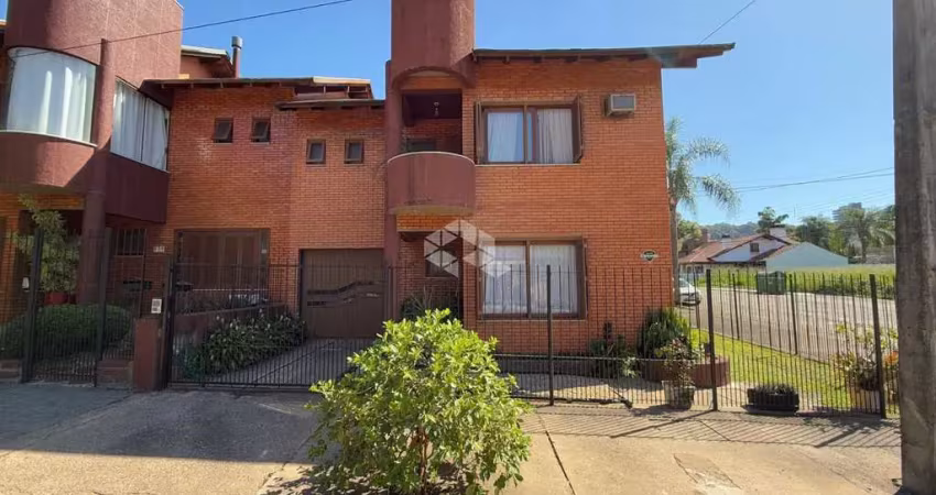 Casa com 3 quartos à venda na Machado de Assis, 532, Santo Inácio, Santa Cruz do Sul