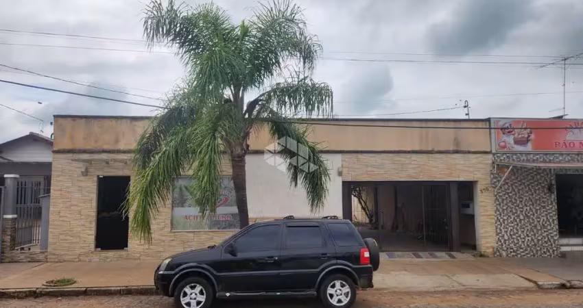 Casa com 1 quarto à venda na Av Getúlio Vargas, 377, Centro, Candelária