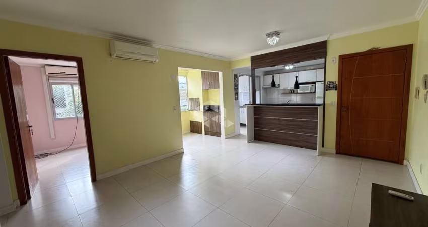 Apartamento mobiliado, 03 dormitórios, próximo ao Centro