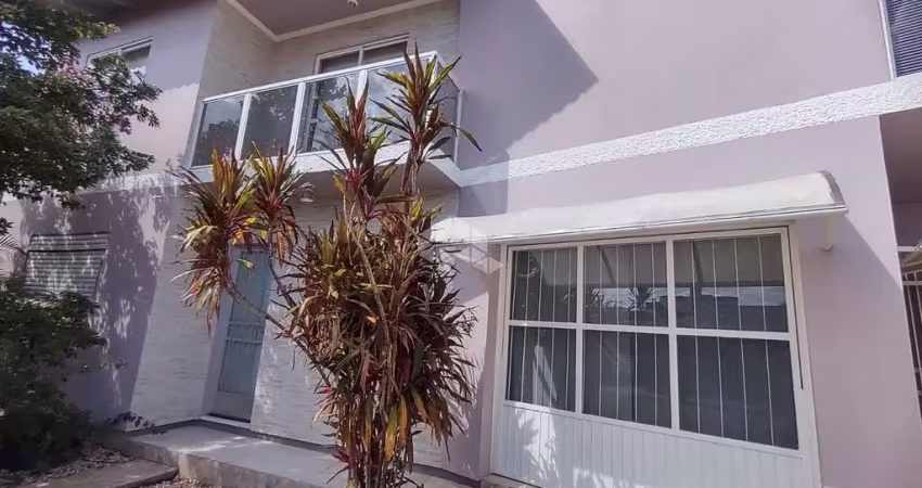 Casa de 03 andares e 04 dormitórios no bairro santo inácio!